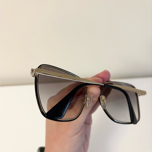 Prada Gradient Sunglasses SPR 525 Black Gold - Picture 7 of 16
